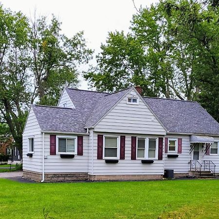 Apartment With Brand New Furniture And Large Parking West Seneca Exterior foto